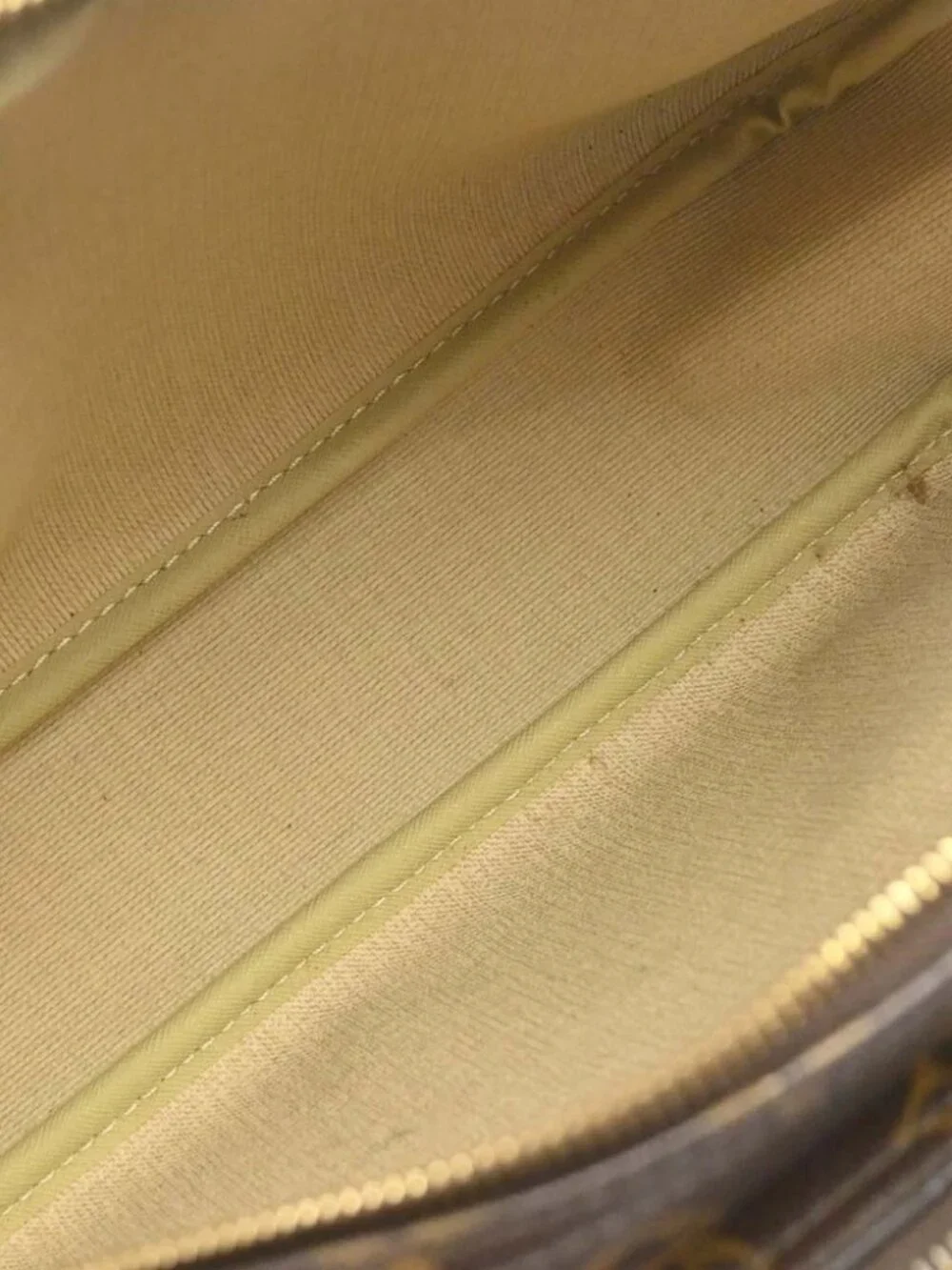 LOUIS VUITTON REPORTER PM SHOULDER BAG MONOGRAM